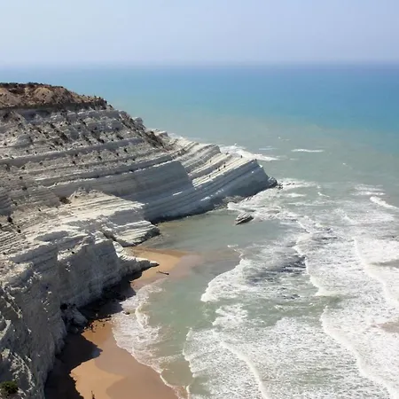 Baia Dei Turchi Bed & Breakfast
